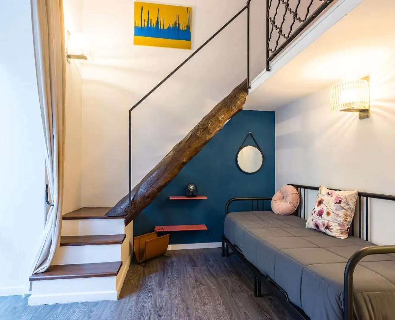 Apartment Hidden Gem On Chiaia Pedastrian Area By Napoliapartments