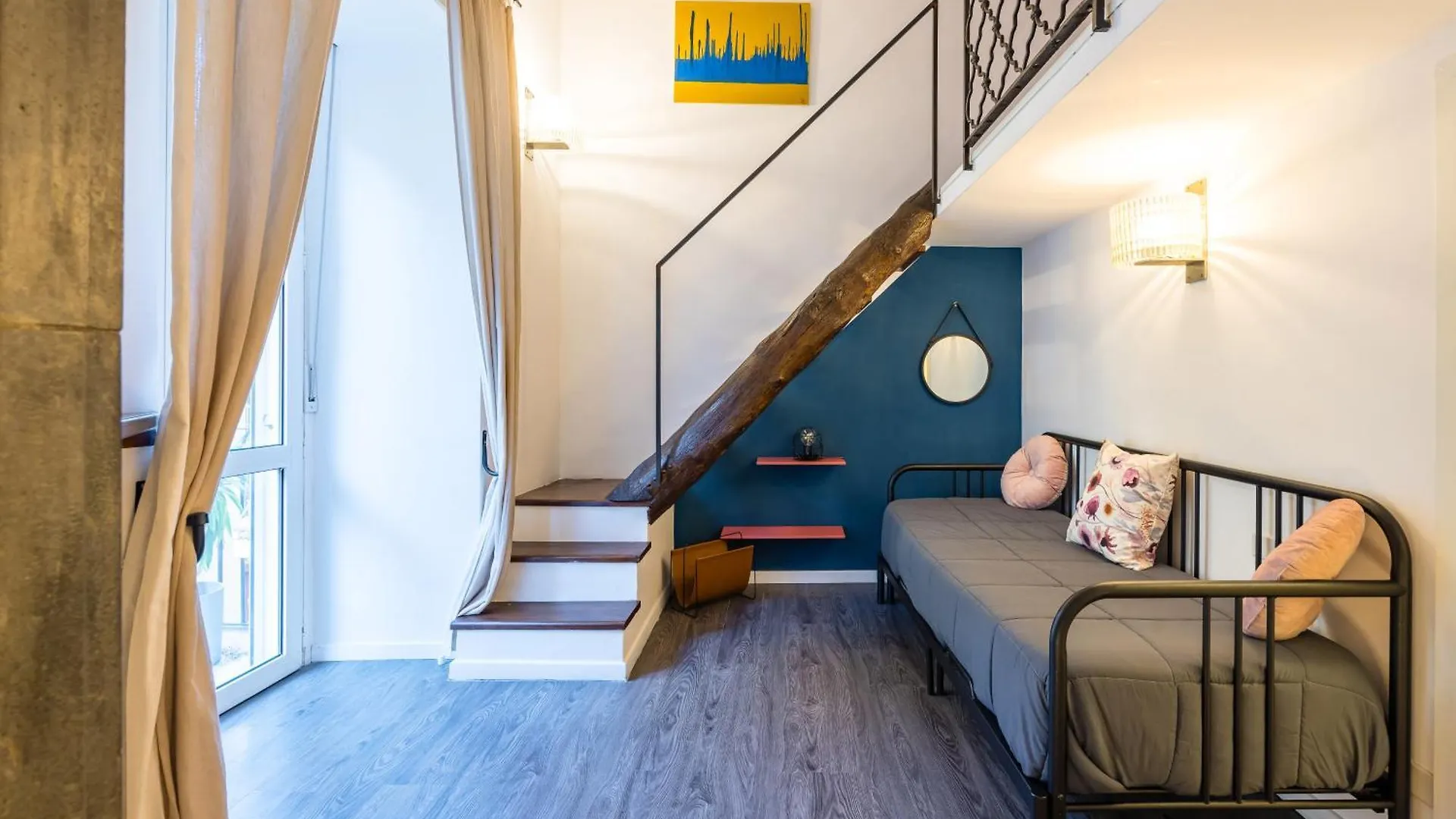Hidden Gem On Chiaia Pedastrian Area By Napoliapartments Apartment